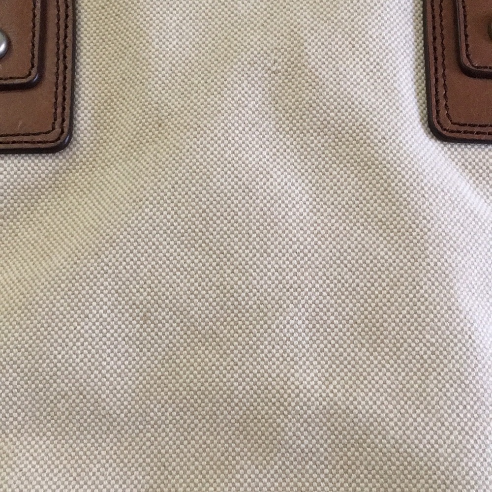 FOSSIL Purse - Picture 14 of 16